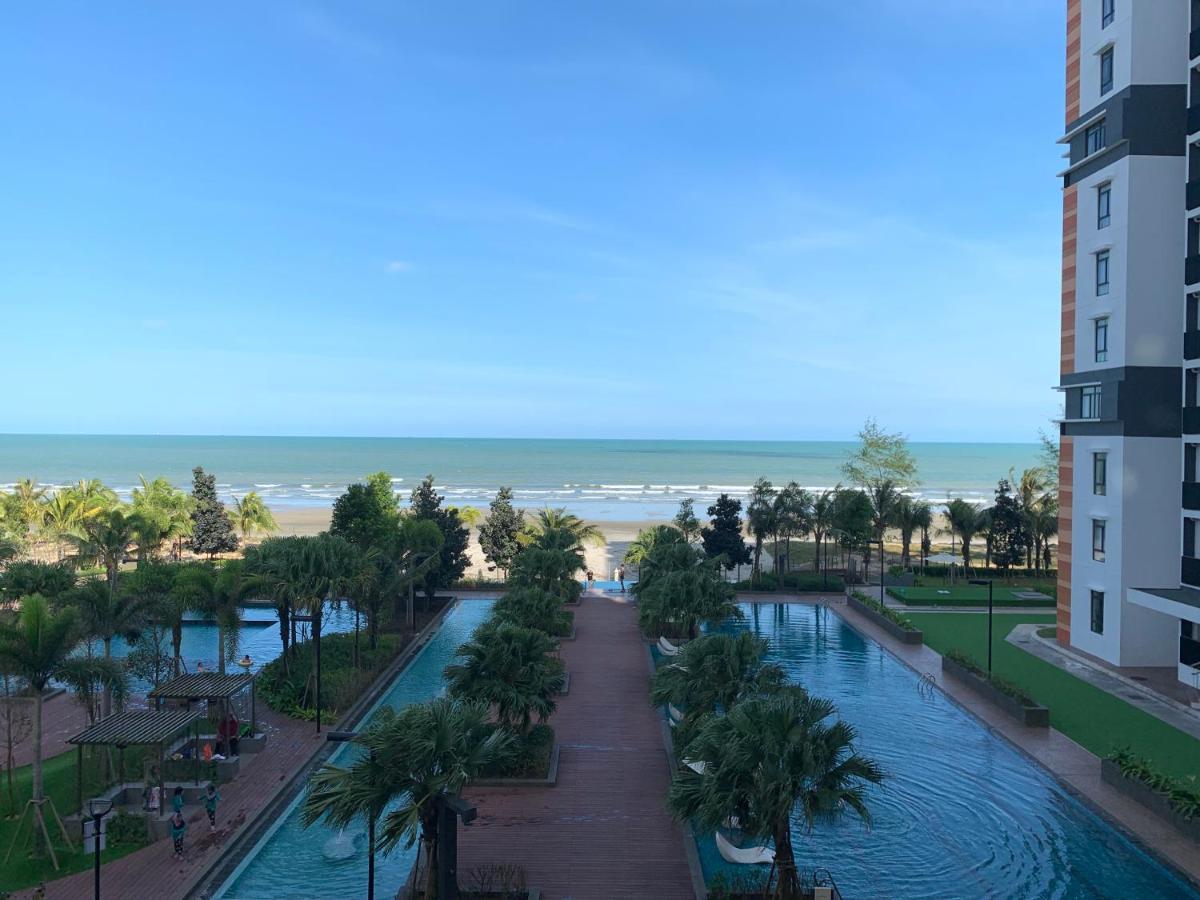 Timurbay Seaview Suite By Guns Studio Kuantan Exterior foto